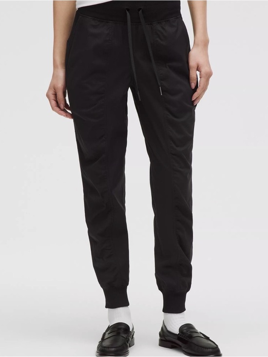 lululemon athletica Pants - Lululemon Dance Studio Mid Rise Joggers, size 10, black